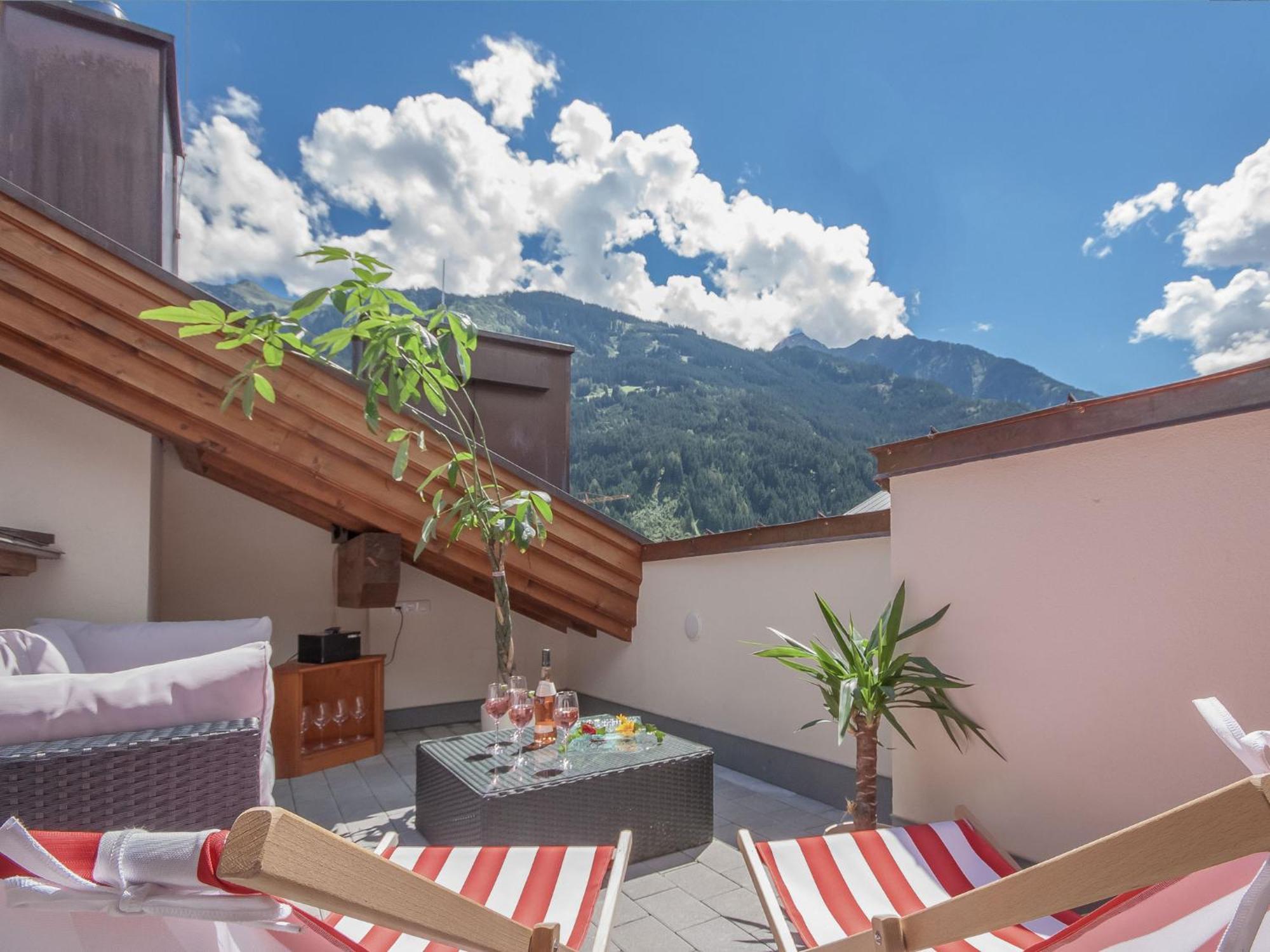 Apart Central - Premium Mountain&Garden Mayrhofen Oda fotoğraf