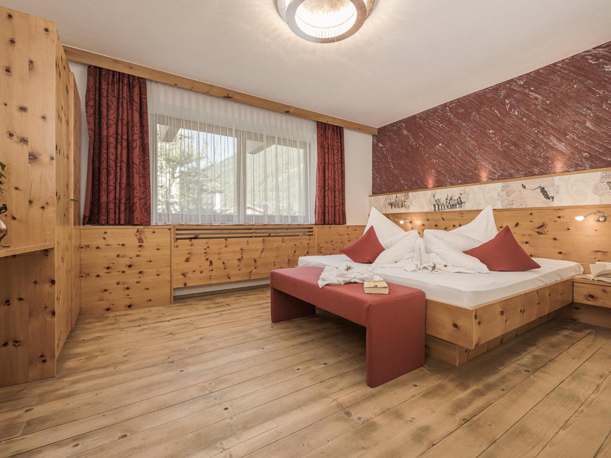 Apart Central - Premium Mountain&Garden Mayrhofen Oda fotoğraf