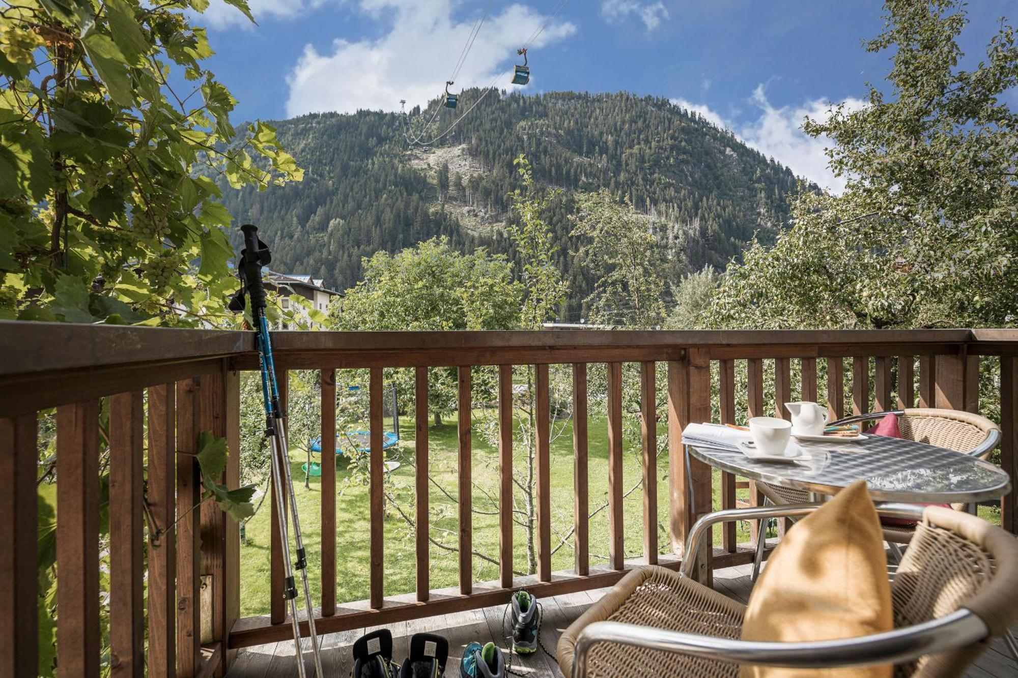 Apart Central - Premium Mountain&Garden Mayrhofen Oda fotoğraf