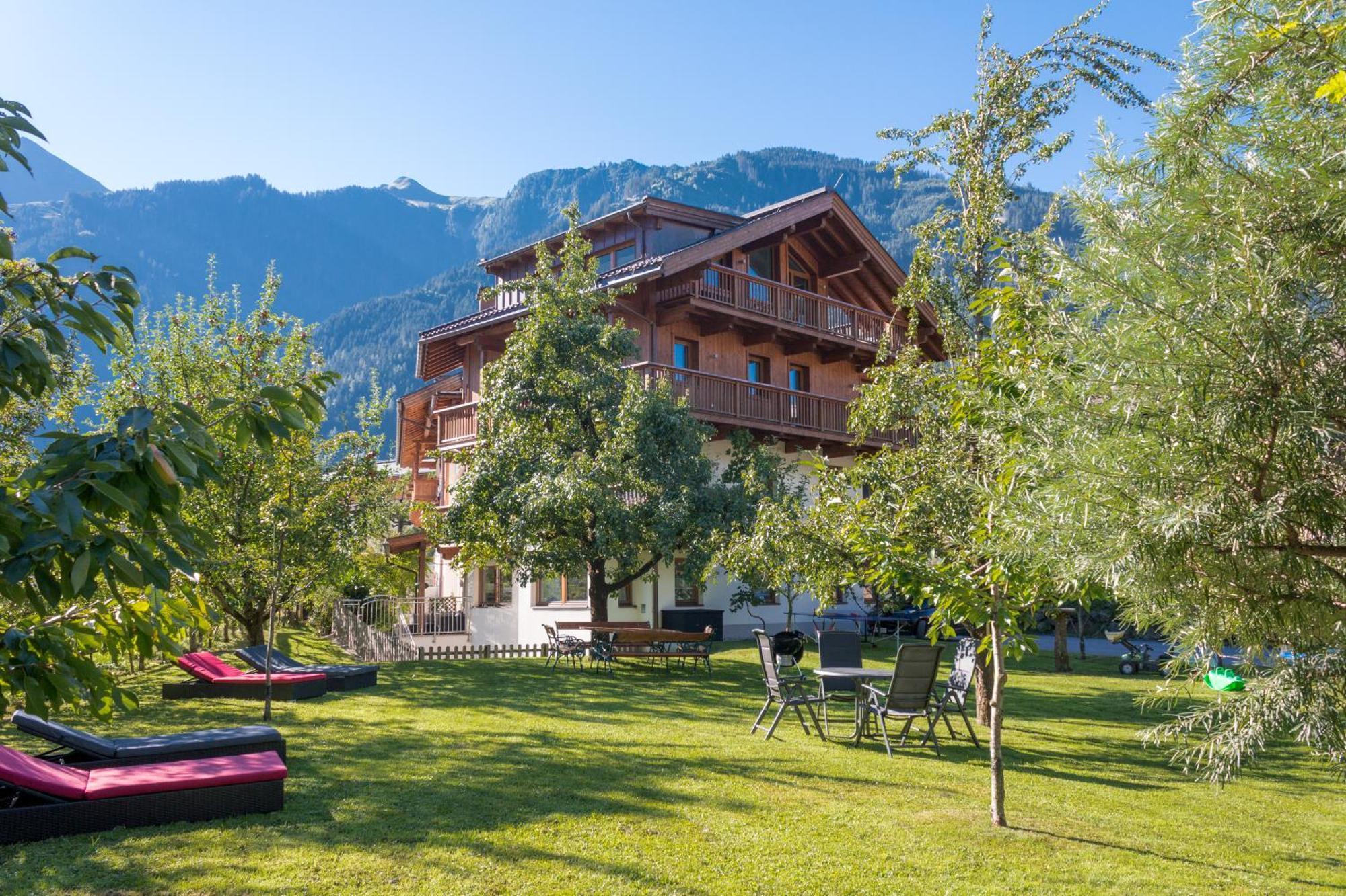 Apart Central - Premium Mountain&Garden Mayrhofen Dış mekan fotoğraf